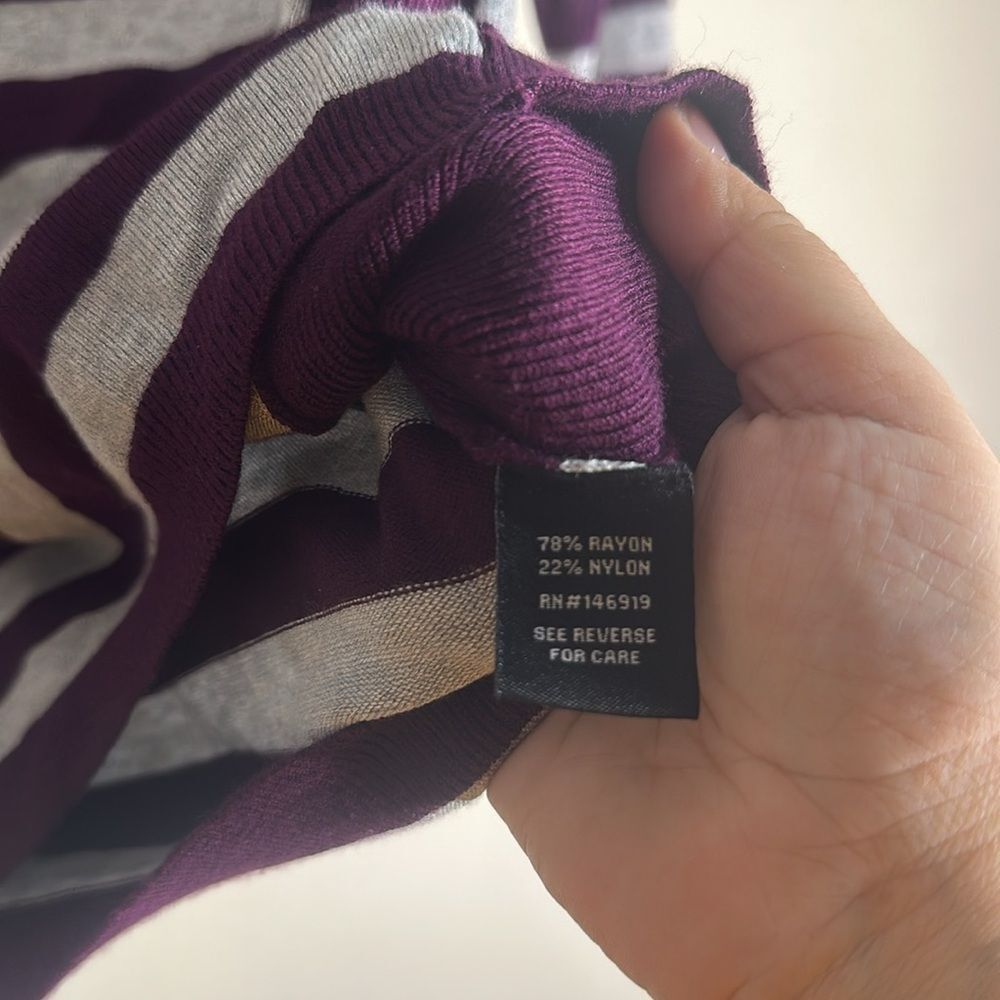 A&I Purple Grey Striped Off Shoulder Long Sleeve Top Size XL - Picture 8 of 8